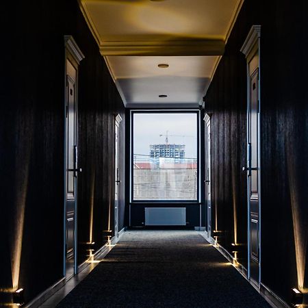 Dosman Hotel Bishkek Exterior foto